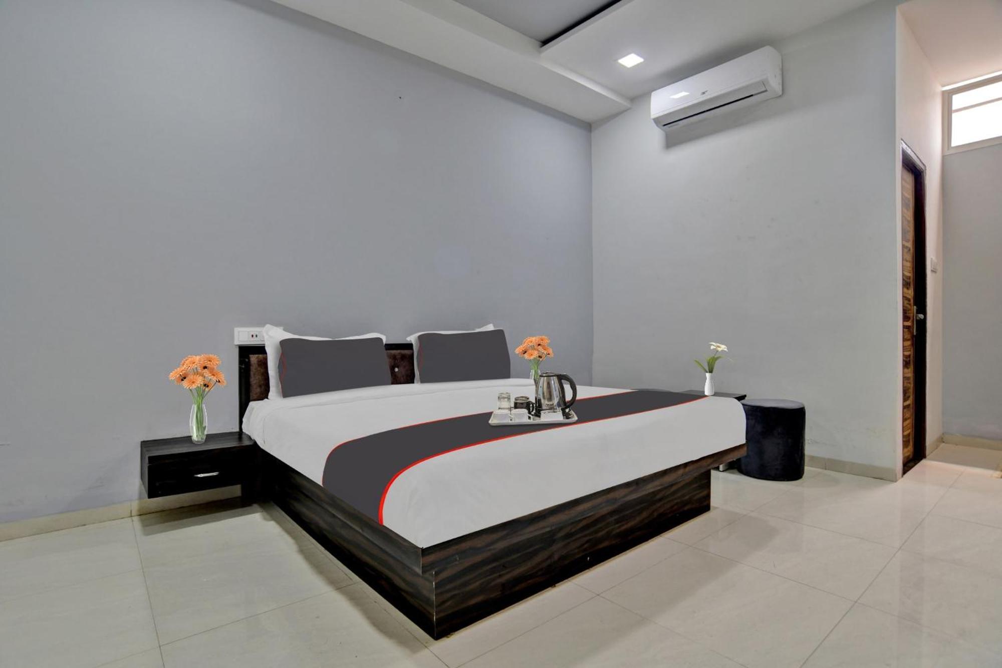 Collection O Heritage Hotell Indore Exteriör bild