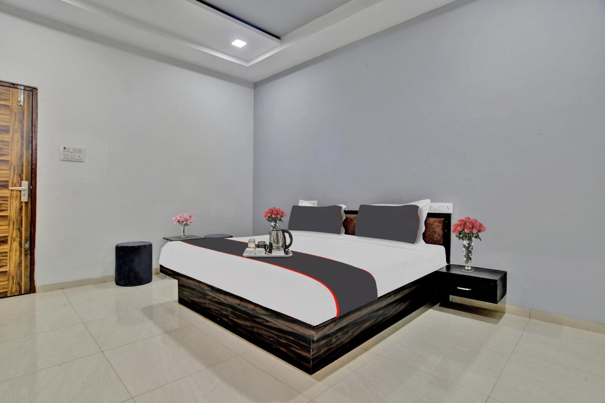 Collection O Heritage Hotell Indore Exteriör bild