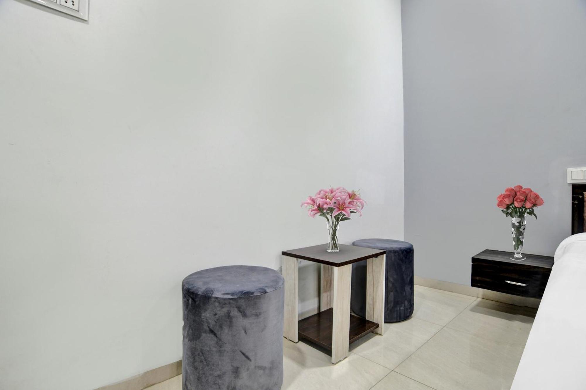 Collection O Heritage Hotell Indore Exteriör bild