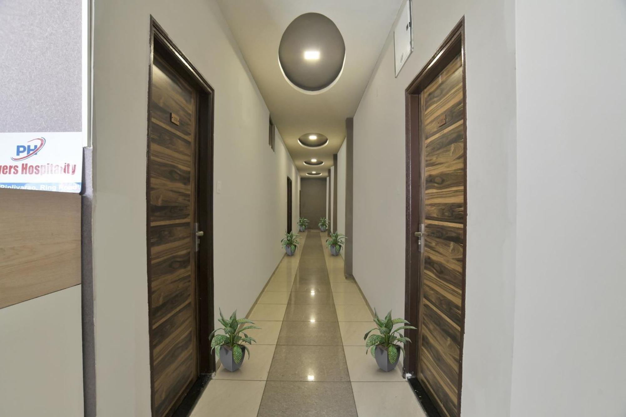 Collection O Heritage Hotell Indore Exteriör bild
